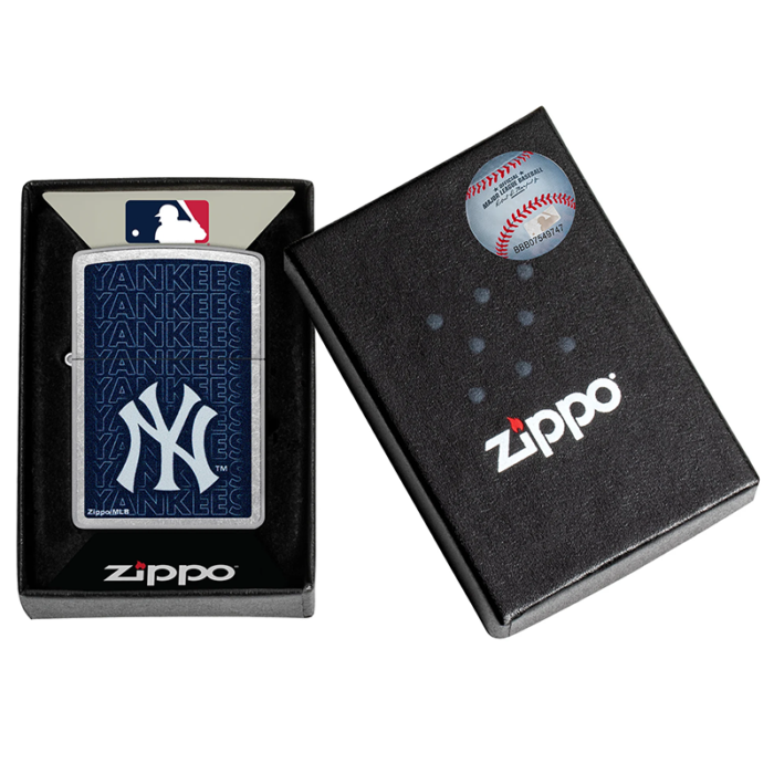 ZIPPO 207 MLB NEW YORK YANKEES